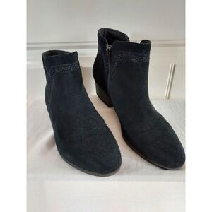 Clarks Womens Boots Size 9.5 Black Suede Zip Almond Toe Cushion Comfort Wedge